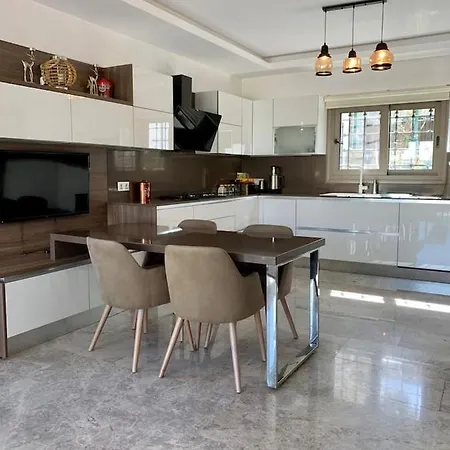 Ultra Luxury Private With Swimming Pool מוטל בודרום