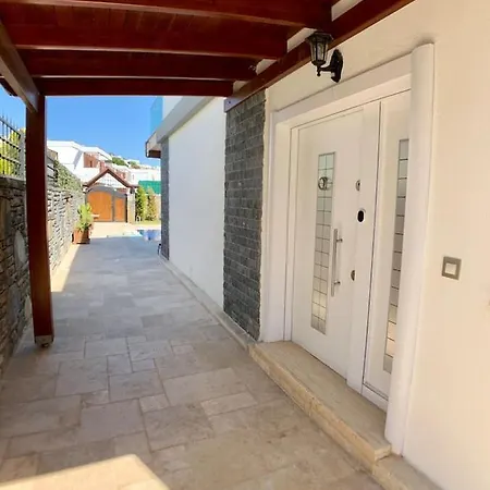 Ultra Luxury Private With Swimming Pool מוטל בודרום