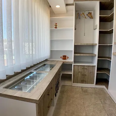 Ultra Luxury Private With Swimming Pool מוטל